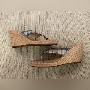 Vince Camuto Wedge Espadrille size 8 in Blue Sky Watercolor